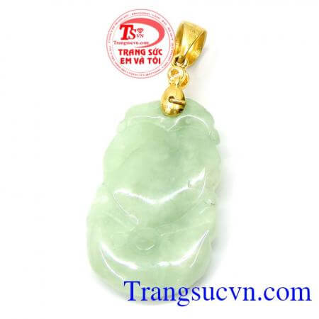 Mặt jadeite tuổi gà bọc vàng