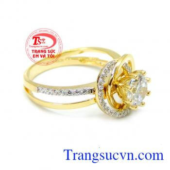 Mẫu mới lạ thể hiện cho người đeo sự sang trọng , độc quyền. Nhẫn nữ vàng 10k thiết kế đẹp