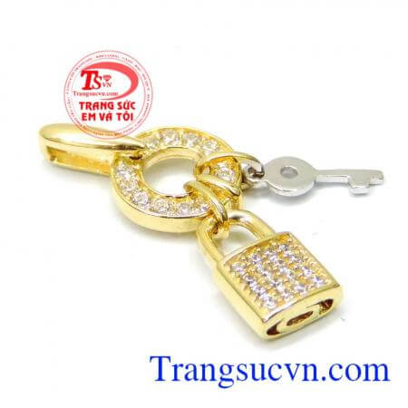 Mặt nữ chìa khóa tình yêu được nhiều người ưa chuộng, tin tưởng sự dụng trong nhiều năm