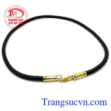 Dây da nếu được đeo với các mặt nam như mặt khiên kiếm hay mặt phật Di lặc