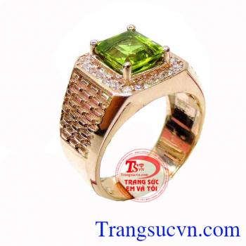 Nhẫn nam peridot mệnh mộc