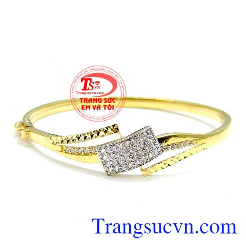 Vòng tay vàng nữ tính
