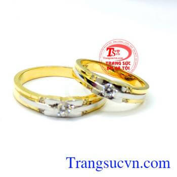 Nhẫn cưới vàng 18k nhập khẩu nguyên chiếc từ Korea chất lượng đảm bảo
