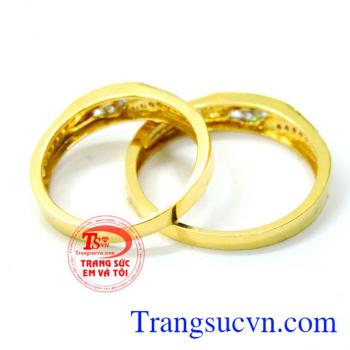 Nhẫn cưới vàng 18k, nhẫn cưới tinh tế vàng tây, chất lượng đảm bảo chất lượng