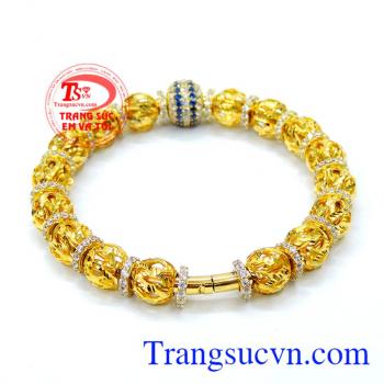 Thanh toán an toàn. Vòng bi vàng thành công