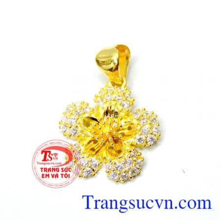 Mặt vàng bông mai chất lượng đảm bảo,đeo hợp trang phục,đeo cùng dây chuyền