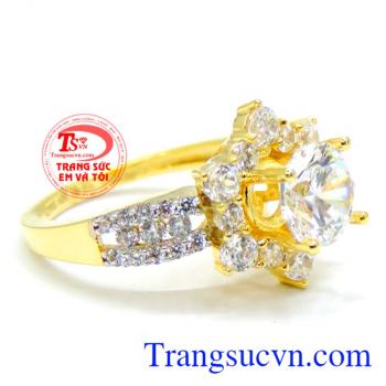 Đây là sự trọn hoàn hảo cho phái nữ (đẹp). Nhẫn vàng nữ hạnh phúc