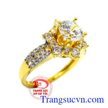 Nhẫn vàng nữ hạnh phúc