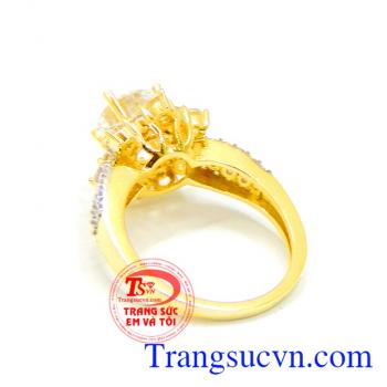 Nhẫn vàng nữ hạnh phúc