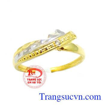 Nhẫn nữ bảo hành 6 tháng giao toàn quốc, thanh toán an toàn. Nhẫn nữ vàng ngón nhẫn