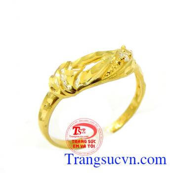 Bán Nhẫn nữ trầu cau dành cho nữ.