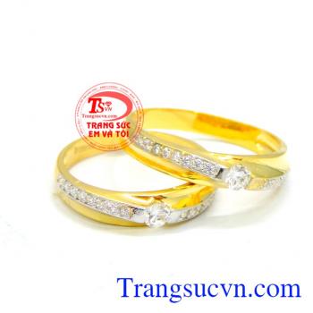 Cặp nhẫn cưới năm mới