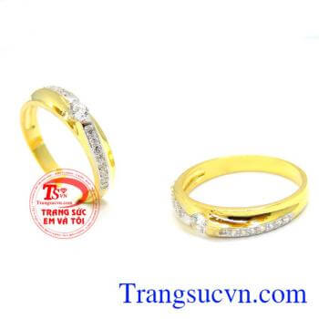 Nhẫn cưới vàng vàng tây đẹp sang trọng kinh tế cho đôi bạn trẻ