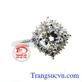Giao toàn quốc phái đẹp Ưa Chuộng và Bình chọn nhiều năm. Nhẫn vàng trắng nữ