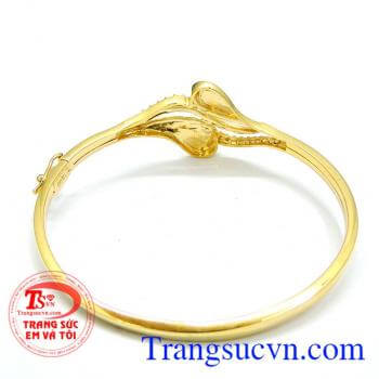 Chất lượng đảm bảo uy tín, khách hàng ưa chuộng nhiều năm. Vòng tay tình yêu