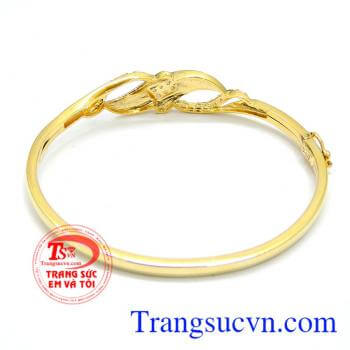 Chất lượng vàng đảm bảo, uy tín, vòng tay vàng là món quà ý nghĩa cho người yêu thương. Vòng tay sức mạnh tự nhiên