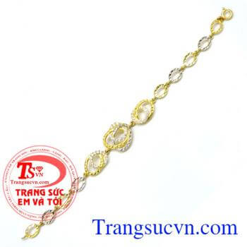 Lắc vàng tây, Chất lượng vàng đảm bảo Uy tín, Bảo hành 6 tháng, giao toàn quốc. Lắc vàng phái đẹp