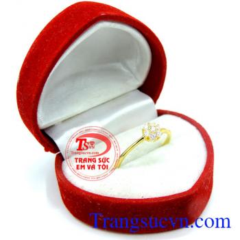Nhẫn nữ bảo hành 6 tháng giao toàn quốc, thanh toán an toàn. Nhẫn nữ nhỏ xinh vàng