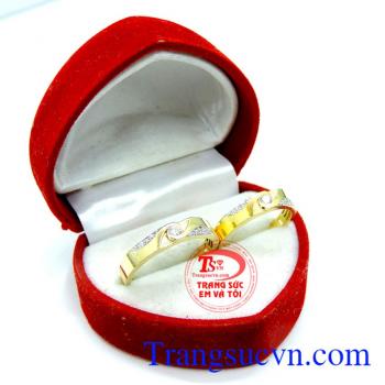 Nhẫn cưới giá rẻ