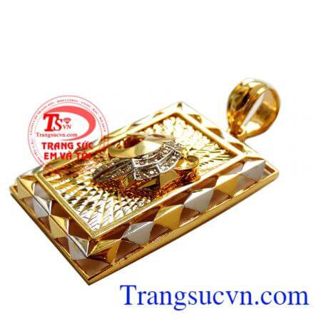 Mặt dây báo nam tính