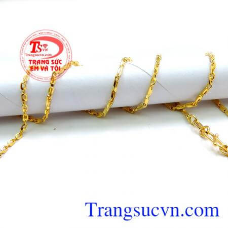 Dây chuyền nữ thiết kế mẫu mã đa dạng, kiểu dáng sang trọng, là lựa chọn hàng đầu cho phái đẹp