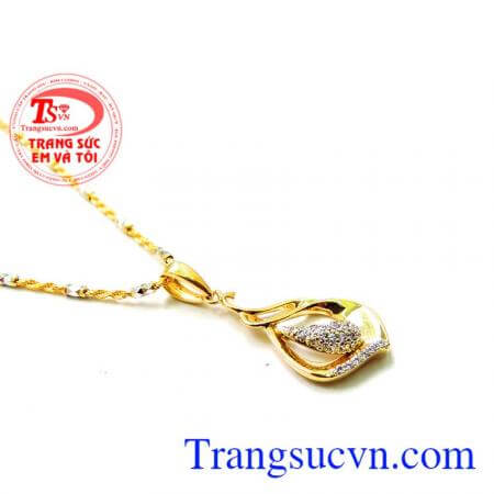 Mặt dây chuyền nữ thiết kế theo yêu cầu, đảm bảo chất lượng, bảo hành 12 tháng