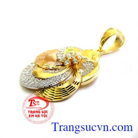 Mặt dây chuyền vàng 2 màu may mắn