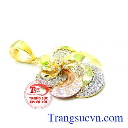 Mặt dây chuyền vàng 2 màu may mắn