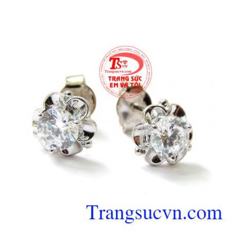 Đôi Nụ hoa tai vàng 18k trắng gắn đá trắng món quà tốt và phù hợp dành cho nữ trao yêu thương giữ hạnh phúc thủy chung, hoa tai vàng trắng 18k đẹp.