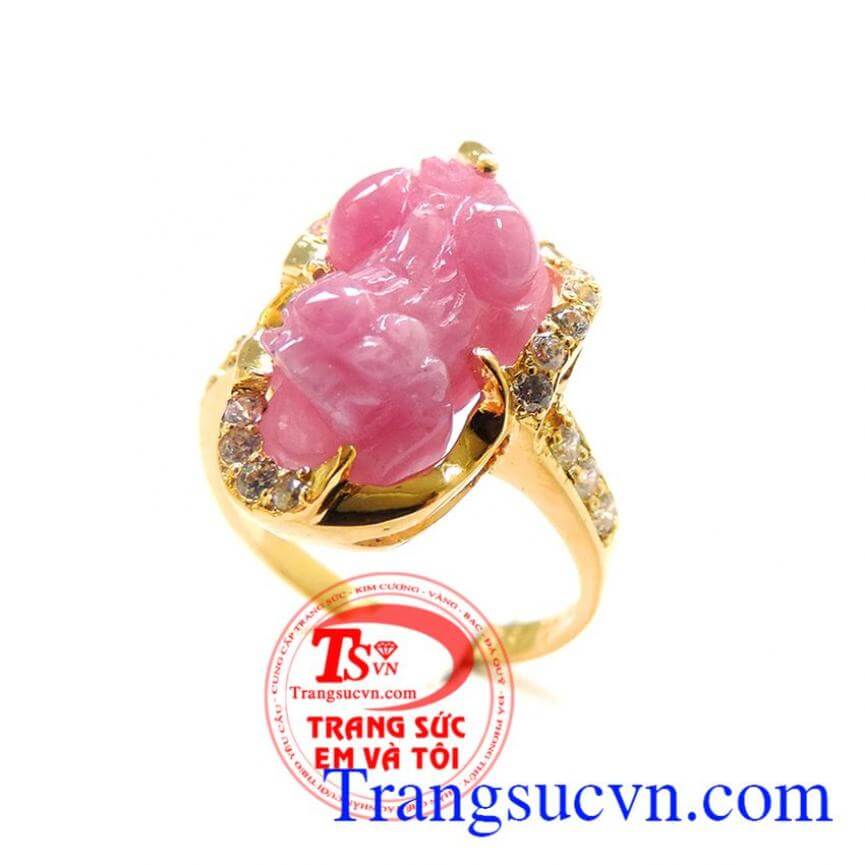 Nhẫn vàng tỳ hưu ruby