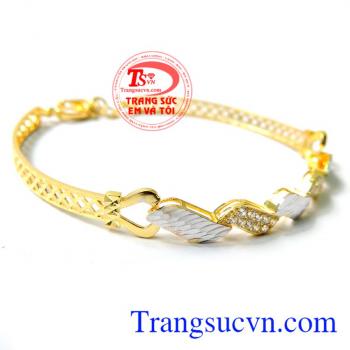 Chất lượng đảm bảo dành cho phái đẹp. Lắc vàng nữ đẹp vàng