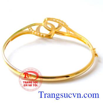 Vòng tay vàng khách hàng ưa chuộng. Vòng vàng hai màu