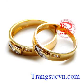 Nhẫn cưới ghép tình yêu