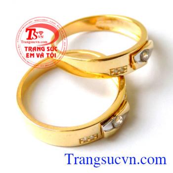 Nhẫn cưới ghép tình yêu