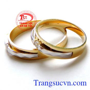 Nhẫn cưới vàng vàng tây đẹp sang trọng kinh tế cho đôi bạn trẻ
