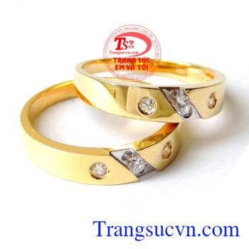 Nhẫn cưới vàng đôi