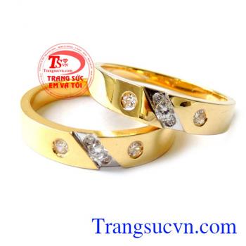 Nhẫn cưới vàng minh chứng cho tình yêu đôi lứa trọn vẹn hạnh phúc