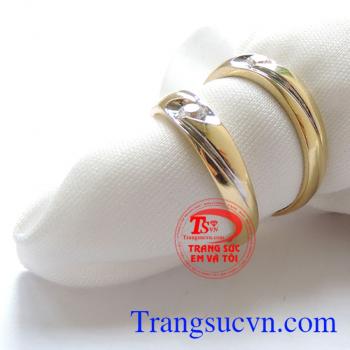 Cặp đôi hạnh phúc