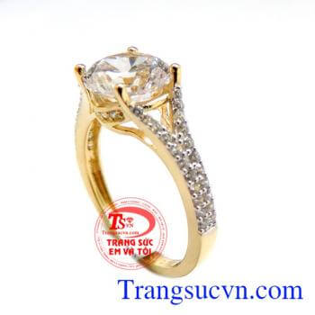 Chiếc nhẫn nữ vàng tinh Với thiết kế tinh tế và đẳng cấp.