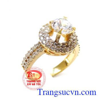 Nhẫn nữ quý tộc vàng , Với thiết kế tinh tế và đẳng cấp.