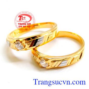 Nhẫn cưới vàng đẹp sáng nhẫn cưới khắc chữ miễn phí