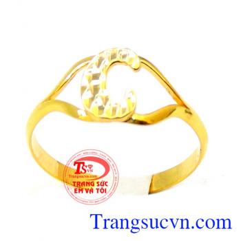 Nhẫn nữ chữ C