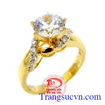 nhẫn nữ vàng tây,được thiết kế tinh tế.