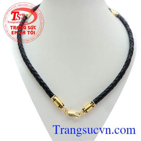 Dây vàng nam đeo cùng mặt dây chuyền bền đẹp và nam tính