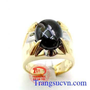 Nhẫn nam vàng đá đen bóng Uy tín khách hàng ưa chuộng nhiều năm liền.