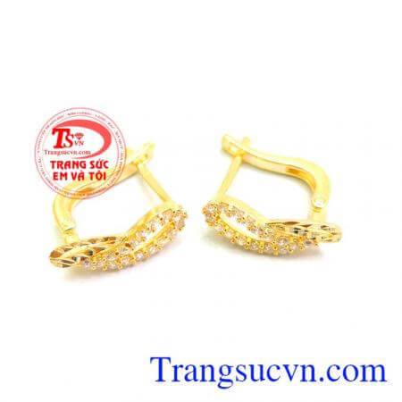 Hoa tai vàng nữ kỳ diệu khi sử dụng sản phẩm là món quà ý nghĩa dành cho phái đẹp, đeo hoa tai vàng tây,Hoa tai vàng nữ kỳ diệu hoa tai đá quý,