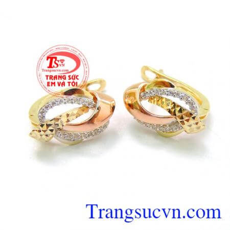 Cặp bông tai vàng hồng đẹp với ý tưởng và thiết kế.