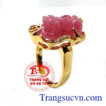Nhẫn tỳ hưu ruby vàng 18k,Nhẫn vàng màu tinh tế gắn tỳ hưu đá thiên nhiên,Nhẫn tỳ hưu ruby vàng 18k mang lại may mắn và hộ mệnh, Nhẫn tỳ hưu ruby vàng 18k Nhẫn nữ vàng tây dành cho phái đẹp.