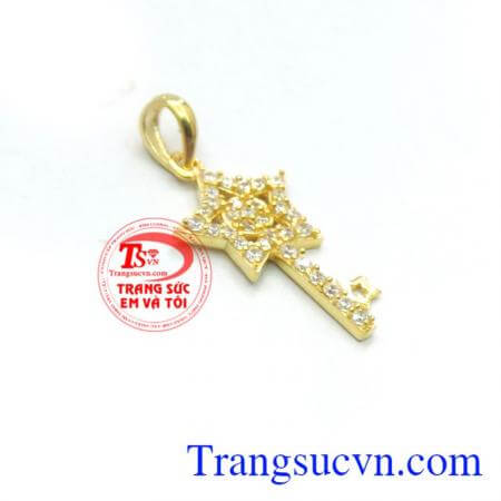 Mặt dây nữ vàng tây