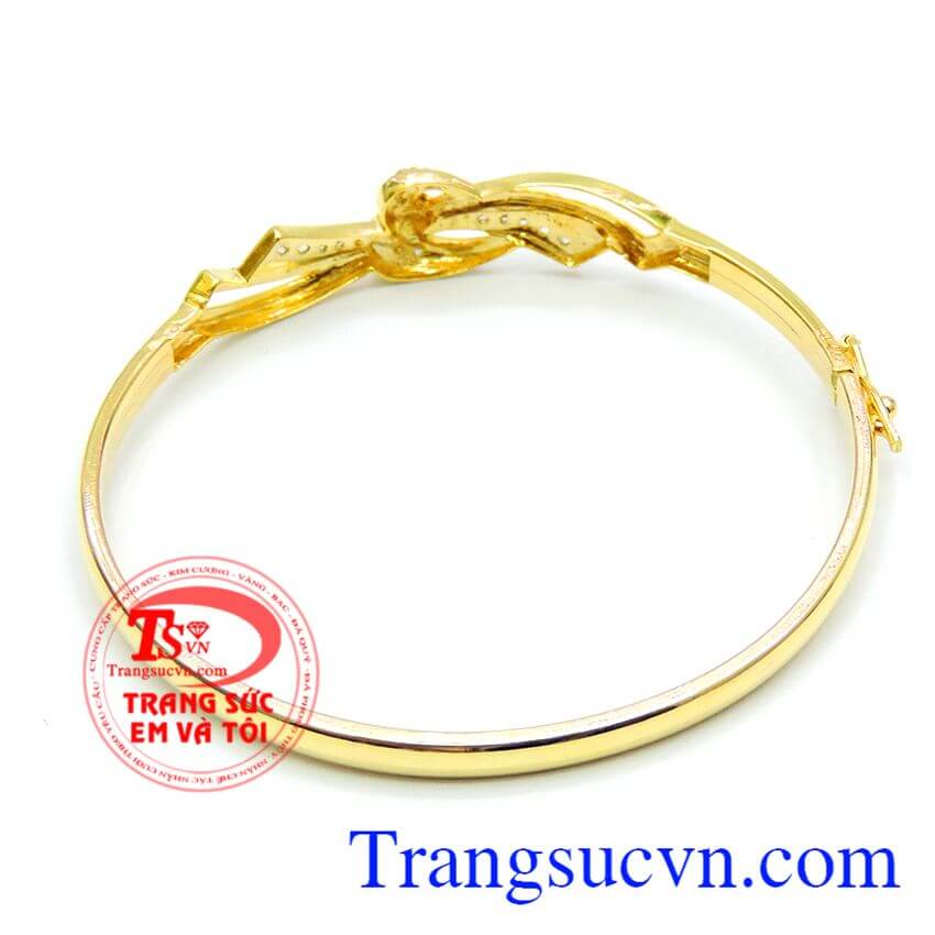 Vòng tay vàng sang trọng dành cho nữ,vòng tay vàng đeo hợp thời trang. 